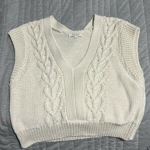 Sweater vest size L NWOT